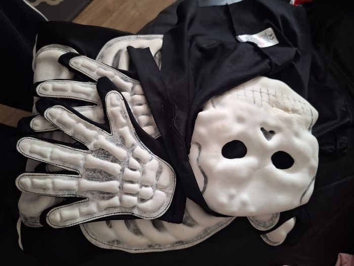 Selection of kids Halloween Costumes