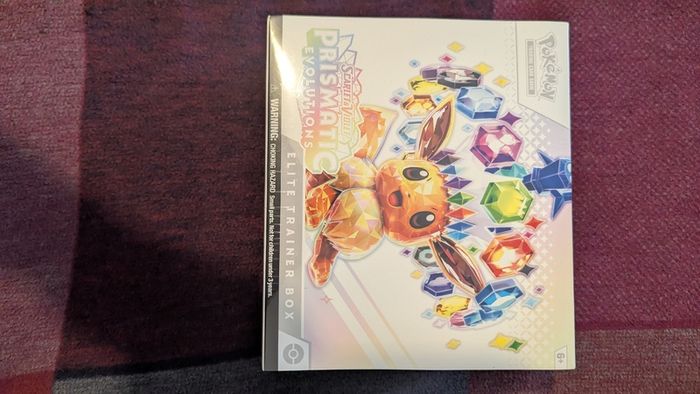 Pokemon Prismatic Evolutions Elite Trainer Box