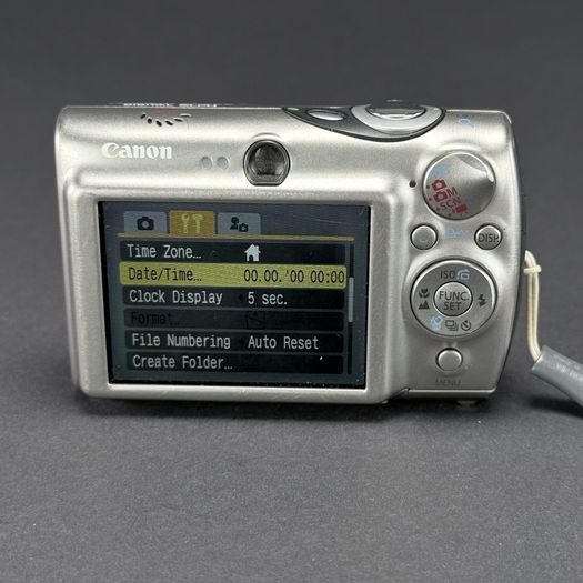 Canon PowerShot Digital ELPH SD900 / Digital IXUS 900 Ti