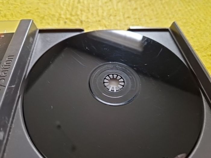 Tomb raider PlayStation1 ps1 PlayStation2 ps2 games Original