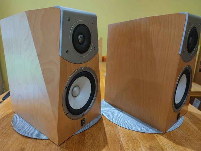 Yamaha SOAVO 2 HiFi audiophile speakers - Price Incl. Delivery