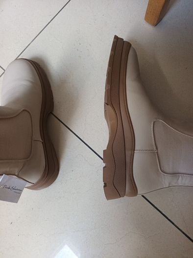 Primark  Paula Echevarria & Primark  Chunky Cream  Boots.  S.7.  B.N.W.T