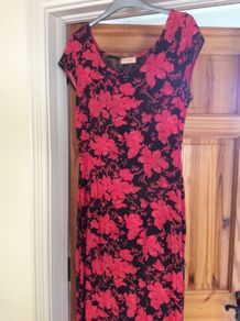 Maxi dress with lace back