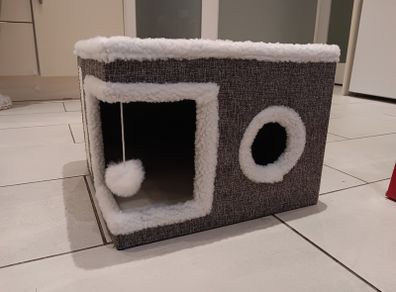 Cat den and accessories