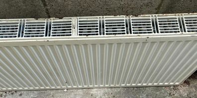 A large 2 column horizontal radiator 160cmx60cm high includes fitting bracket and valves.