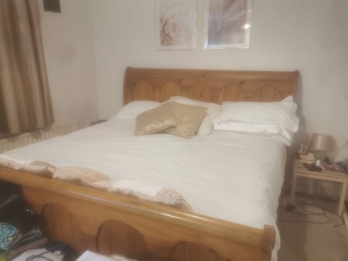Super king bed