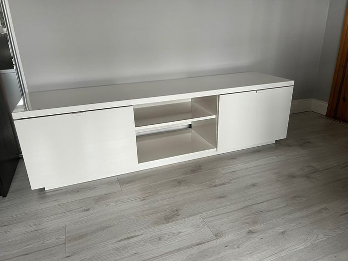 TV bench