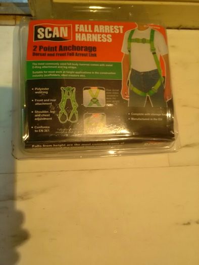 fall arrest harness