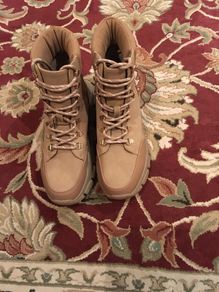 Boots size EU-40, UK-7