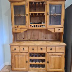 Kitcheb Dresser FREE