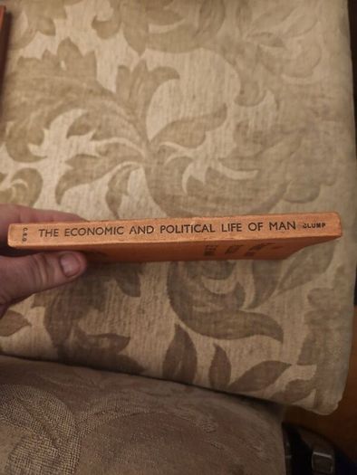 The Economic And Political Life Of Man. By Cyril C. Clump. S.j. Published By Catholic Social Guild Oxford. 1952. Paperback In Good Condition.