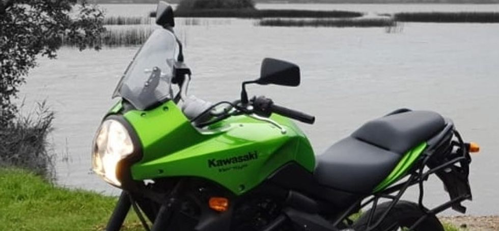 Kawasaki Versys 650cc - 2008 - Like New - Under 10k km