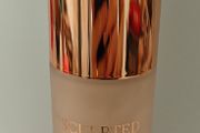 Sculpted by Aimee Silk foundation