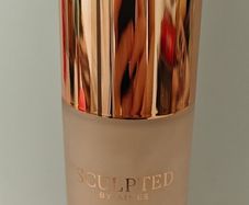 Sculpted by Aimee Silk foundation