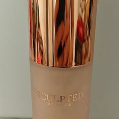 Sculpted by Aimee Silk foundation