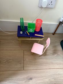 Our generation student desk set