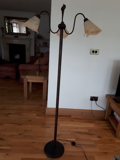 free standing lamp