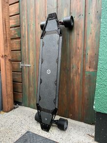 Action Qu4tro 4WD electric longboard
