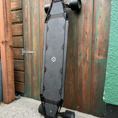 Action Qu4tro 4WD electric longboard