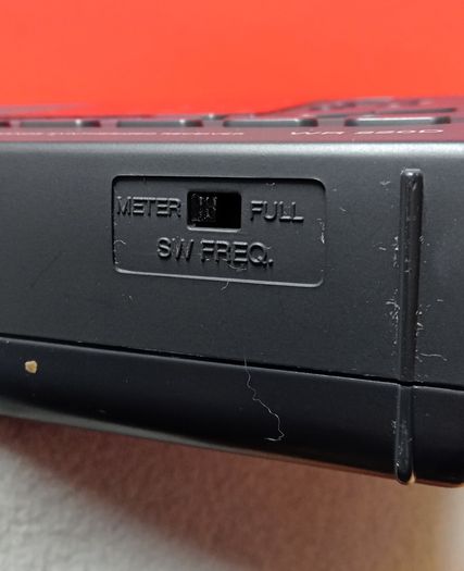 MATSUI WR220D FM/MW/13 Sw Meter Bands Synthesized Receiver + Case  1995