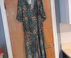 Encuentro Shirt Dress With Self Tie Belt. Size 44 - 16.  B.N.W.T