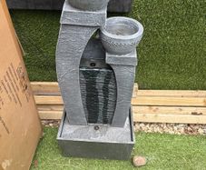 Solar water fountain