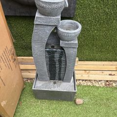 Solar water fountain
