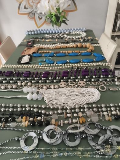 Costume jewellery