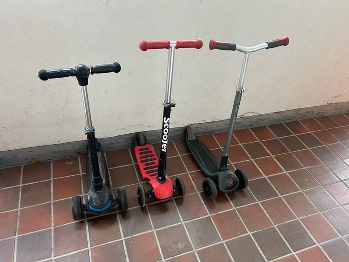 Few kid scooter for sale ( check prices)