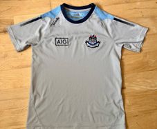Dublin GAA vs kids tshirt , 9-10y