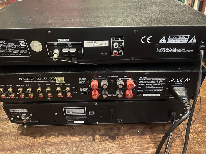 Cambridge audio integrated amplifier, SANSUI tuner/radio and Sony CD player