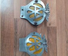 AA car badges