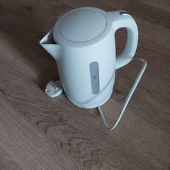Kettle White