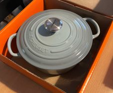 Le Creuset Dutch Oven 20cm