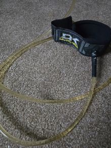 Dakine leash for surf board