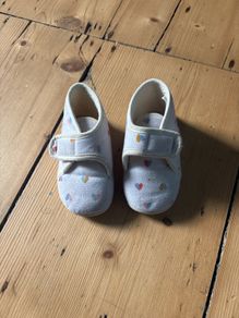 Size 21 slippers