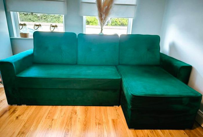 Corner sofa. Sofa bed. Very good condition