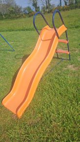 Slide Must Go Asap