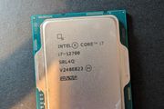 Intel i7 12700
