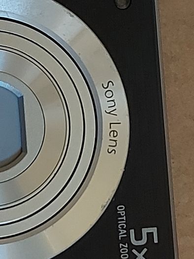 Sony Cyber-shot, Model DSC-W800, 20.1 Megapixels, 5 x optical Zoom, Battery Charged, Tested Fine, No Memory Card, Excellent Cosmetic Condition and working great