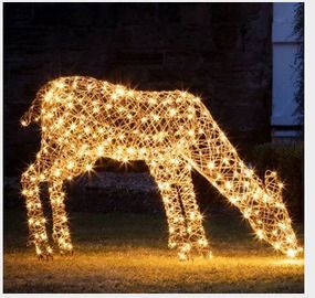 Affordable 2 in 1Large Rattan Stag And Doe Reindeer Indoor & Outdoor For Christmas Light Figure