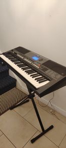 Yamaha E433 Keyboard with Stand