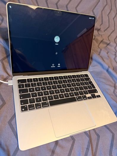 Apple MacBook Air 13 M2 2022 A2681 Excellent Condition Activation Locked