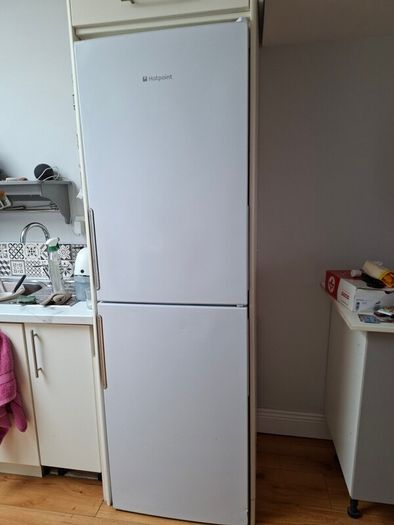 Kitchen, Fridge freezer, dining table & chairs