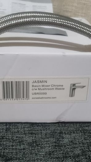 Bathroom or kitchen jasmin by sonas chrome taps with flexes new in boxes