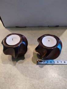 Lovely set of 2 raisin night lite candle holder.
