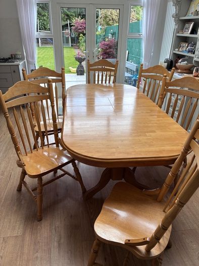 Kitchen table & chairs