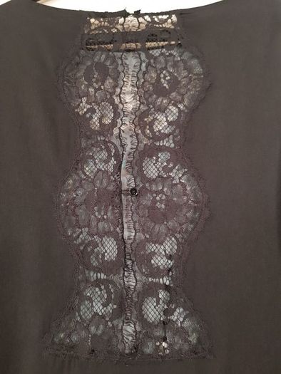 Zara Black Dress, beautiful print, lace detail at the back, size S