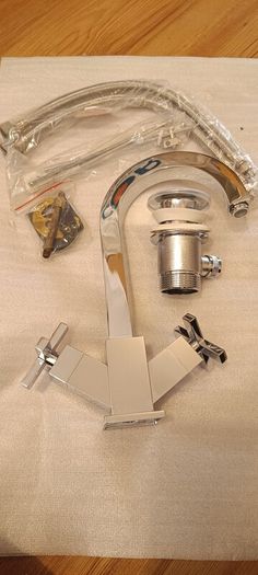 Basin mixer