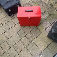 metal box